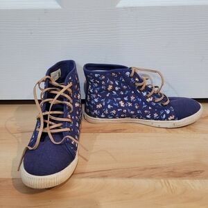 Toms women's size 6.5 shoes